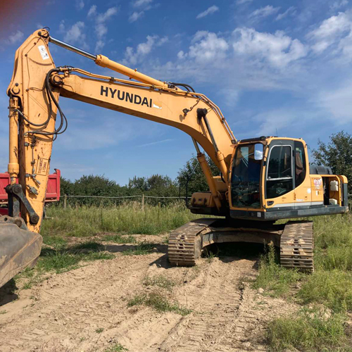nehezgep-hyundai-210lc-web01